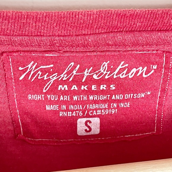 Louisville Slugger Wright & Ditson Red T-Shirt Womens size Small - Picture 4 of 4